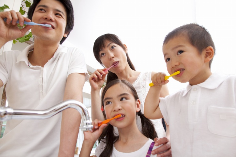 お子さんのために、ご家族で定期的なメンテナンスを